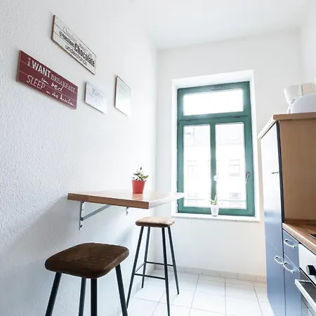 Bruehl, Ruhige Seitenstrasse Und Super Gemuetlich Apartment *